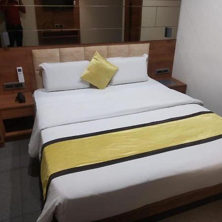 Hotel Avaante Ahmedabad Formerly Known As The Orchid Hotel Экстерьер фото