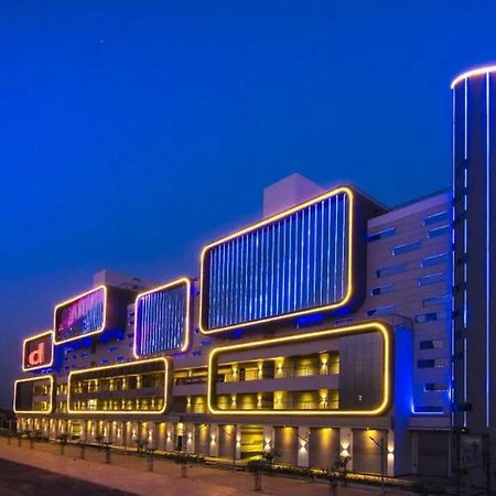 Hotel Avaante Ahmedabad Formerly Known As The Orchid Hotel Экстерьер фото