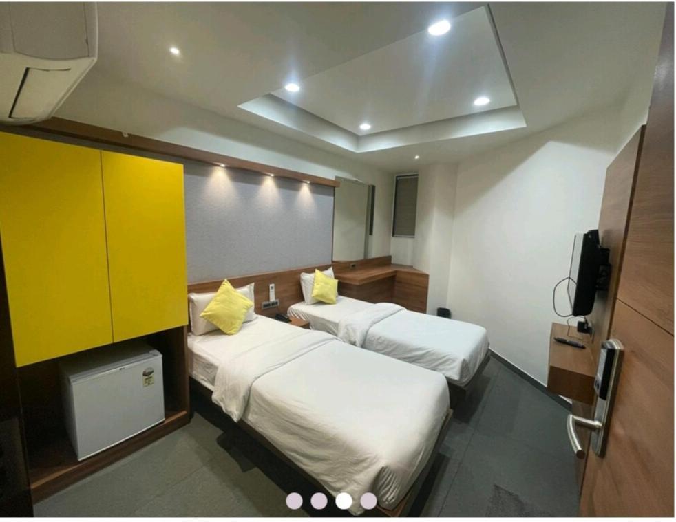 Hotel Avaante Ahmedabad Formerly Known As The Orchid Hotel Экстерьер фото