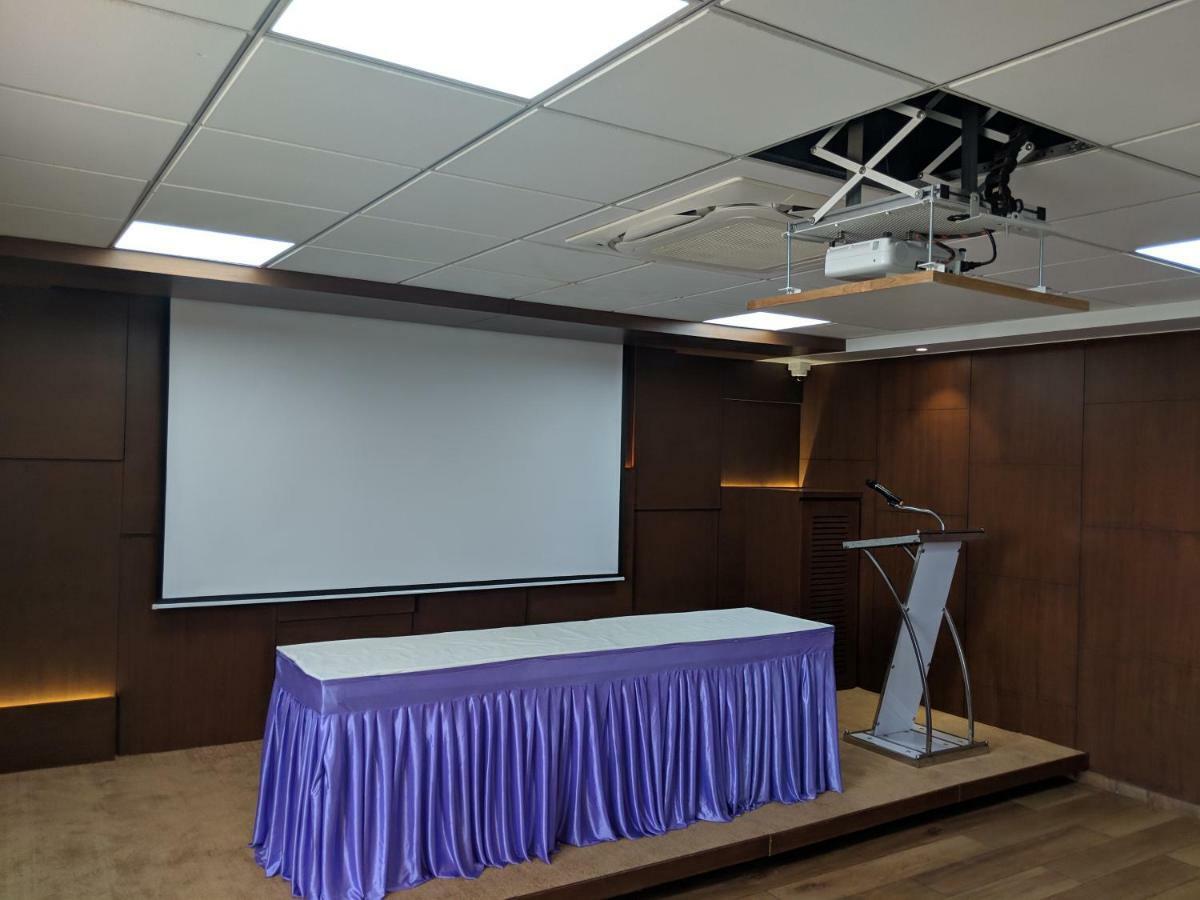 Hotel Avaante Ahmedabad Formerly Known As The Orchid Hotel Экстерьер фото